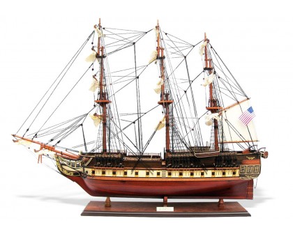 Модель корабля "USS Constitution" большой США