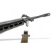 Американская штурмовая винтовка M16A1 с ремнем