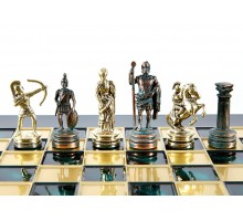 Шахматный набор "Лучники" золото/антик зеленая доска 28x28 см