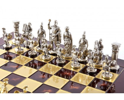 Шахматный набор "Греко-Римский" золото/серебро красная доска 28x28 см