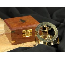 Компас с солнечными часами "Nautilus Aether" в футляре D 8 см