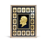 Панно "От ВЧК до ФСБ памятные знаки" 53x43 см. сусальное золото