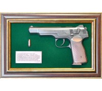 Панно с пистолетом Стечкин в подарочном футляре