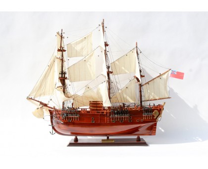 Модель корабля "HM Bark Endeavour" средний Англия
