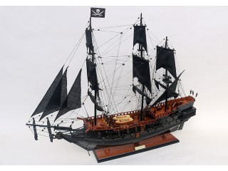 Новые модели парусных кораблей уже в продаже